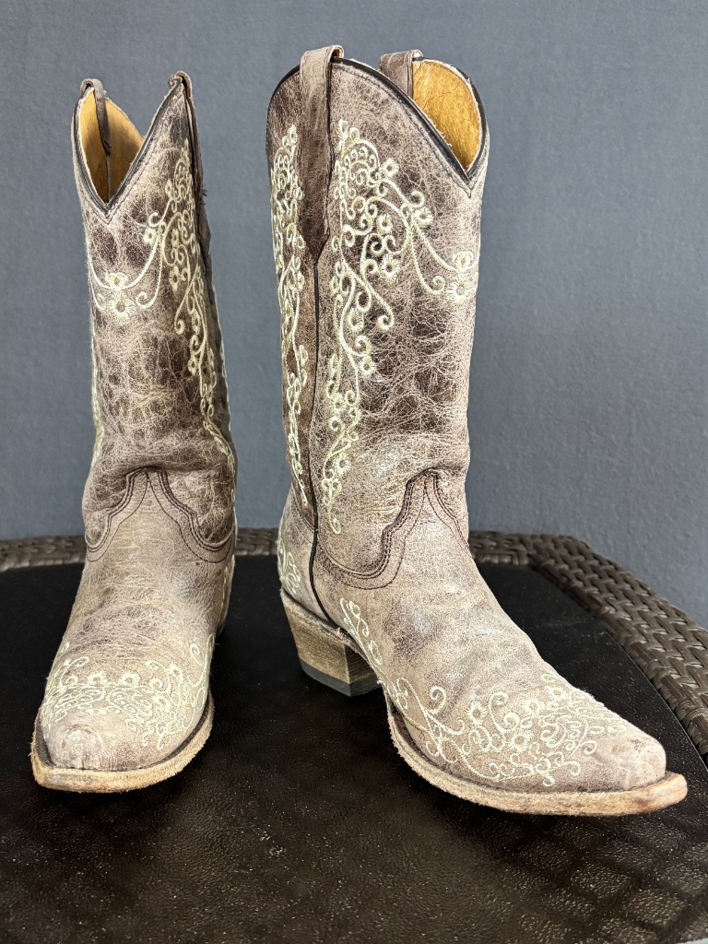 Corral Teen Snip Lisa Floral Embroidered Western Boots A2773 Size 4